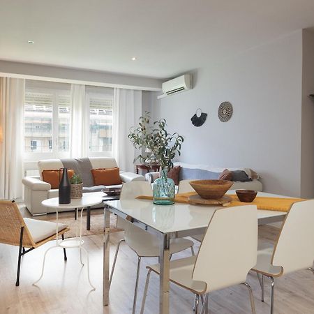 Letsgo Diagonal Avenue Apartment Barcelona Bagian luar foto