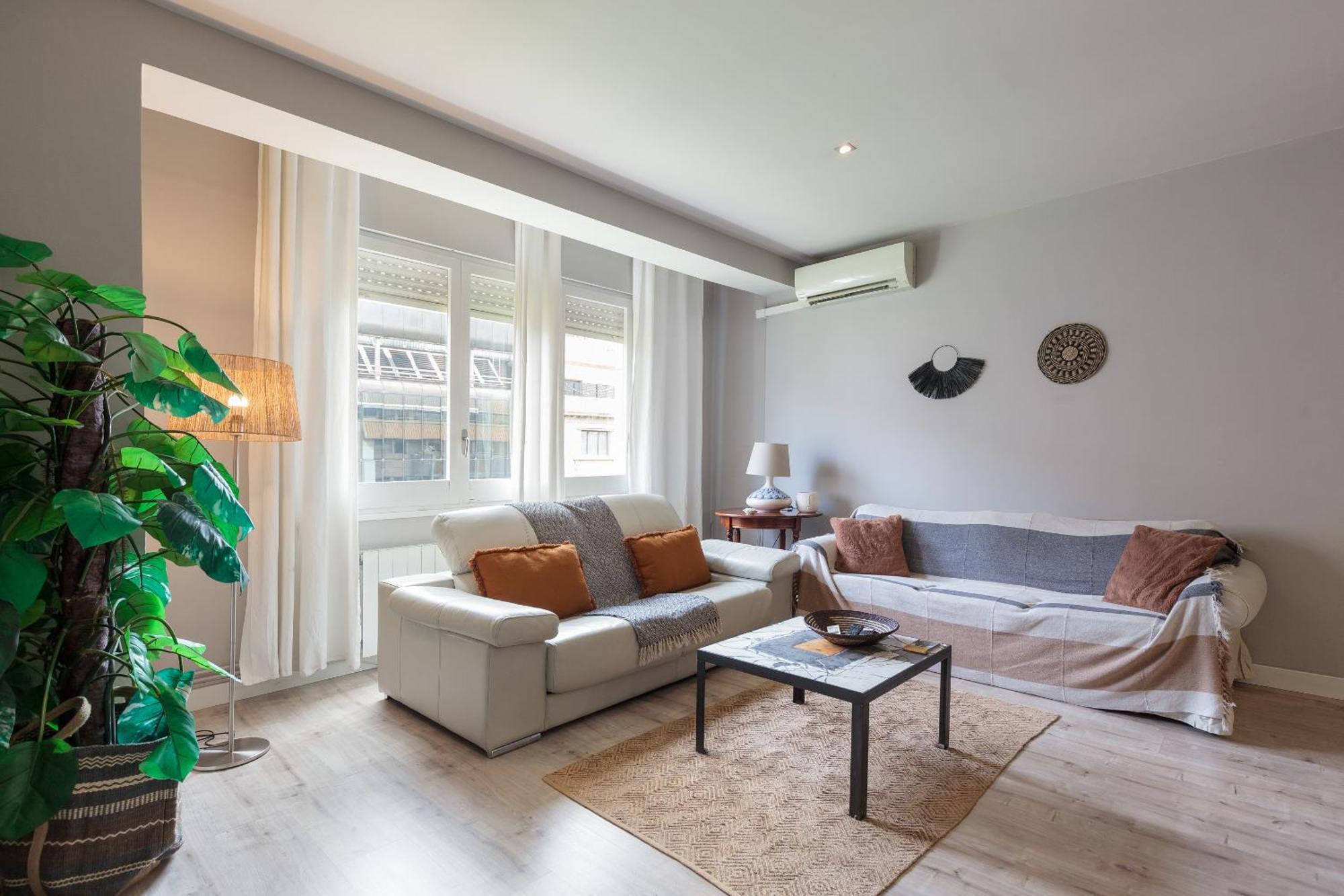Letsgo Diagonal Avenue Apartment Barcelona Bagian luar foto