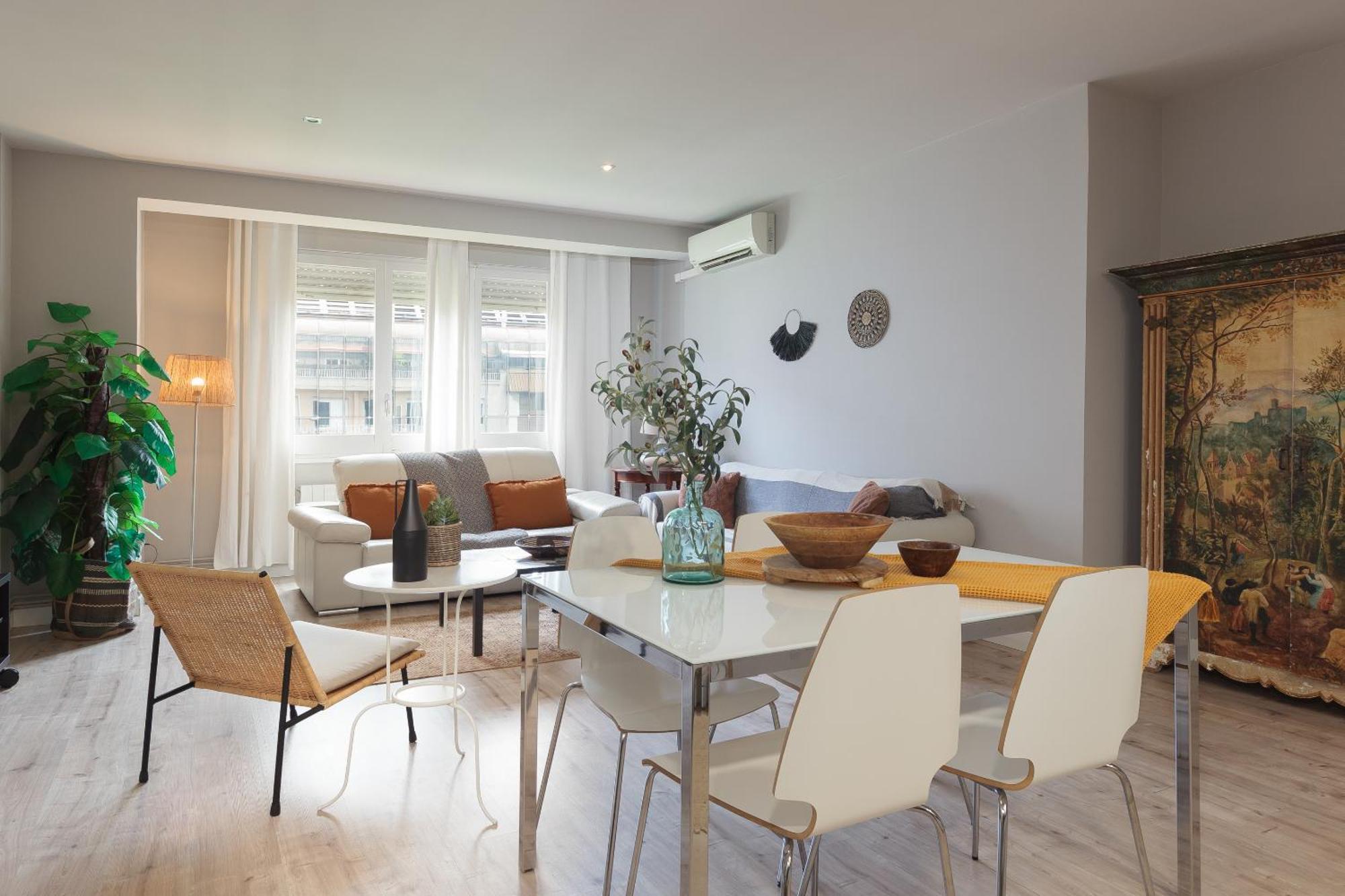 Letsgo Diagonal Avenue Apartment Barcelona Bagian luar foto