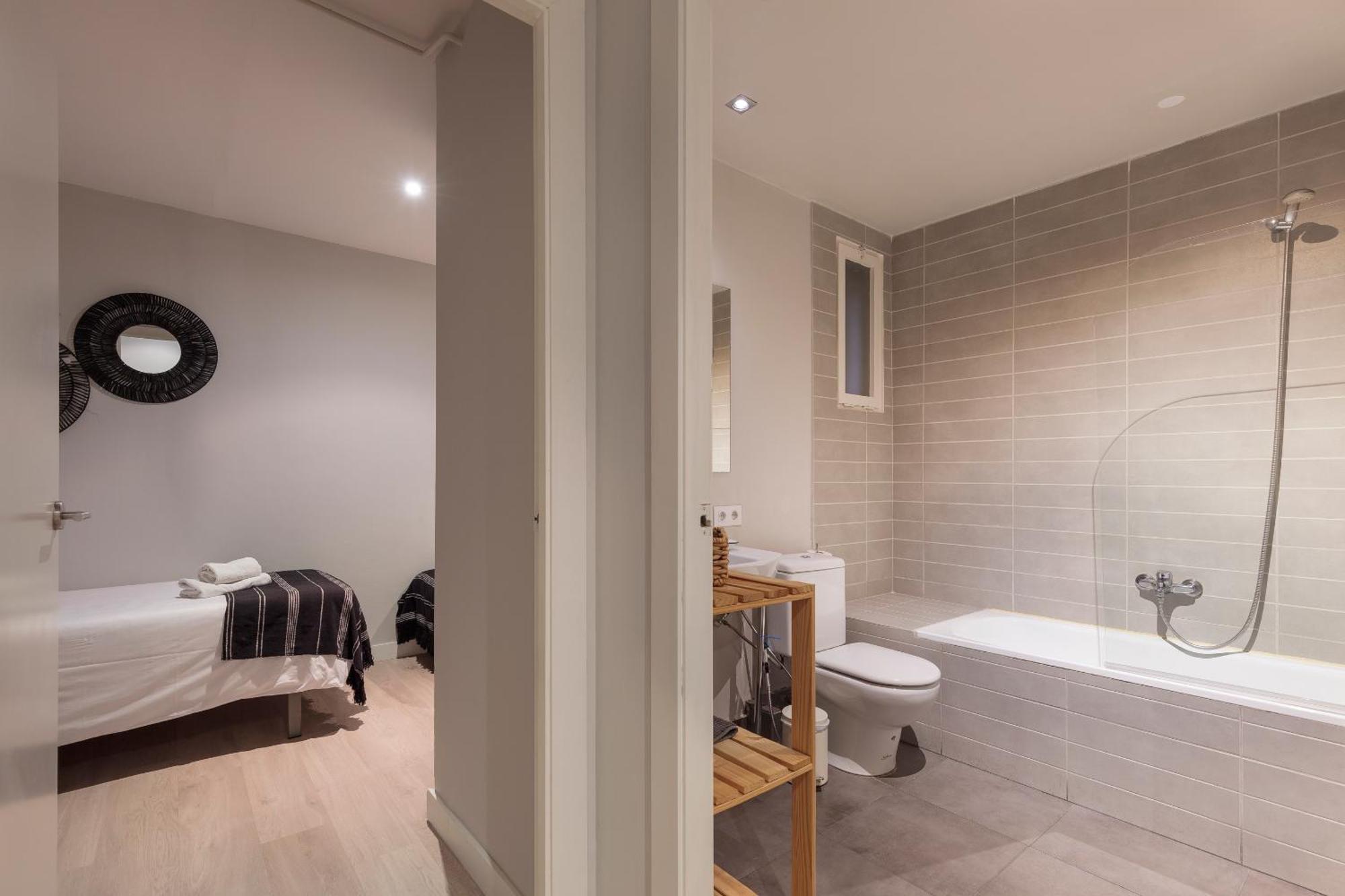 Letsgo Diagonal Avenue Apartment Barcelona Bagian luar foto